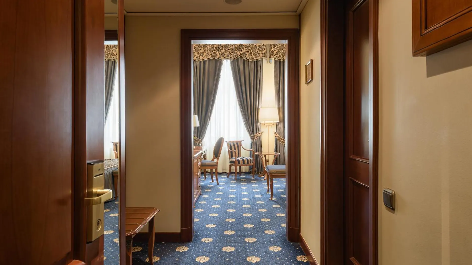 Premier Palace Hotel Kyiv