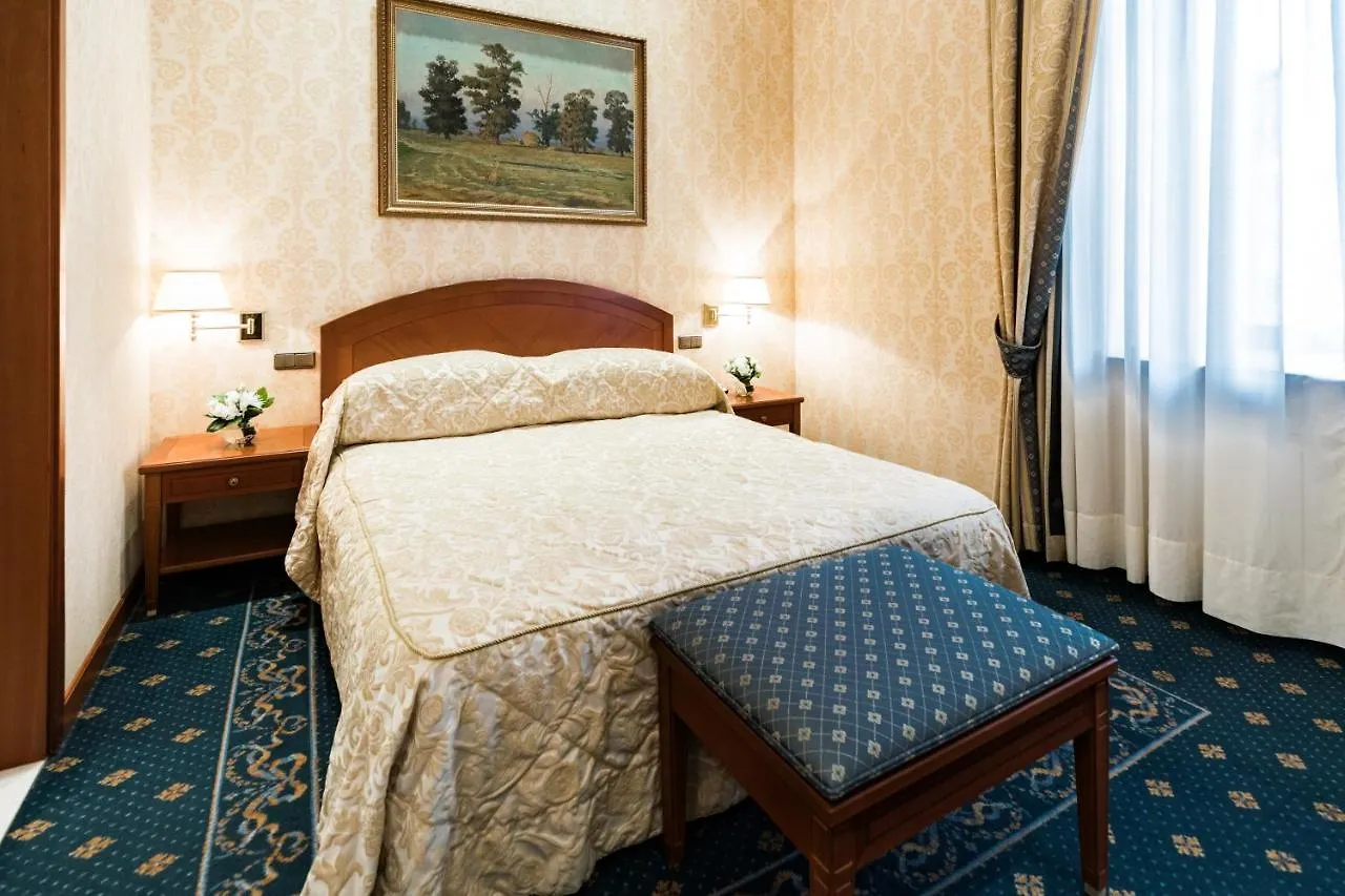 Premier Palace Hotel קייב